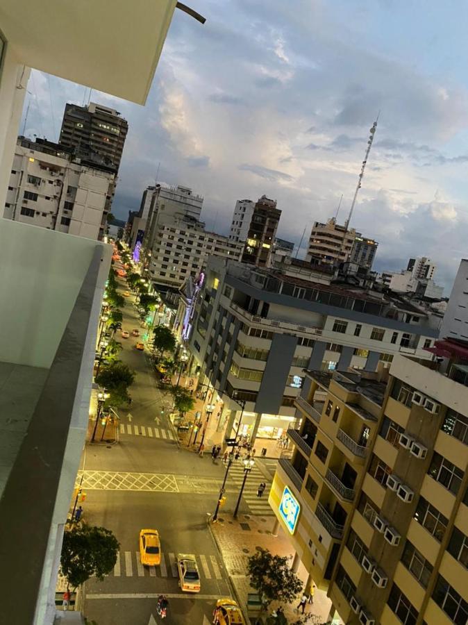 Ncg Suite Centro Guayaquil Esterno foto